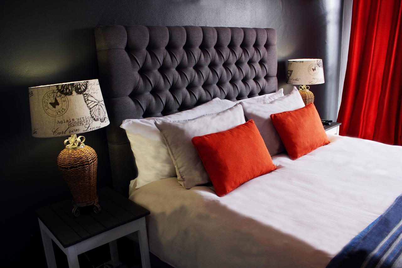 Koru Guesthouse Pretoria Bagian luar foto