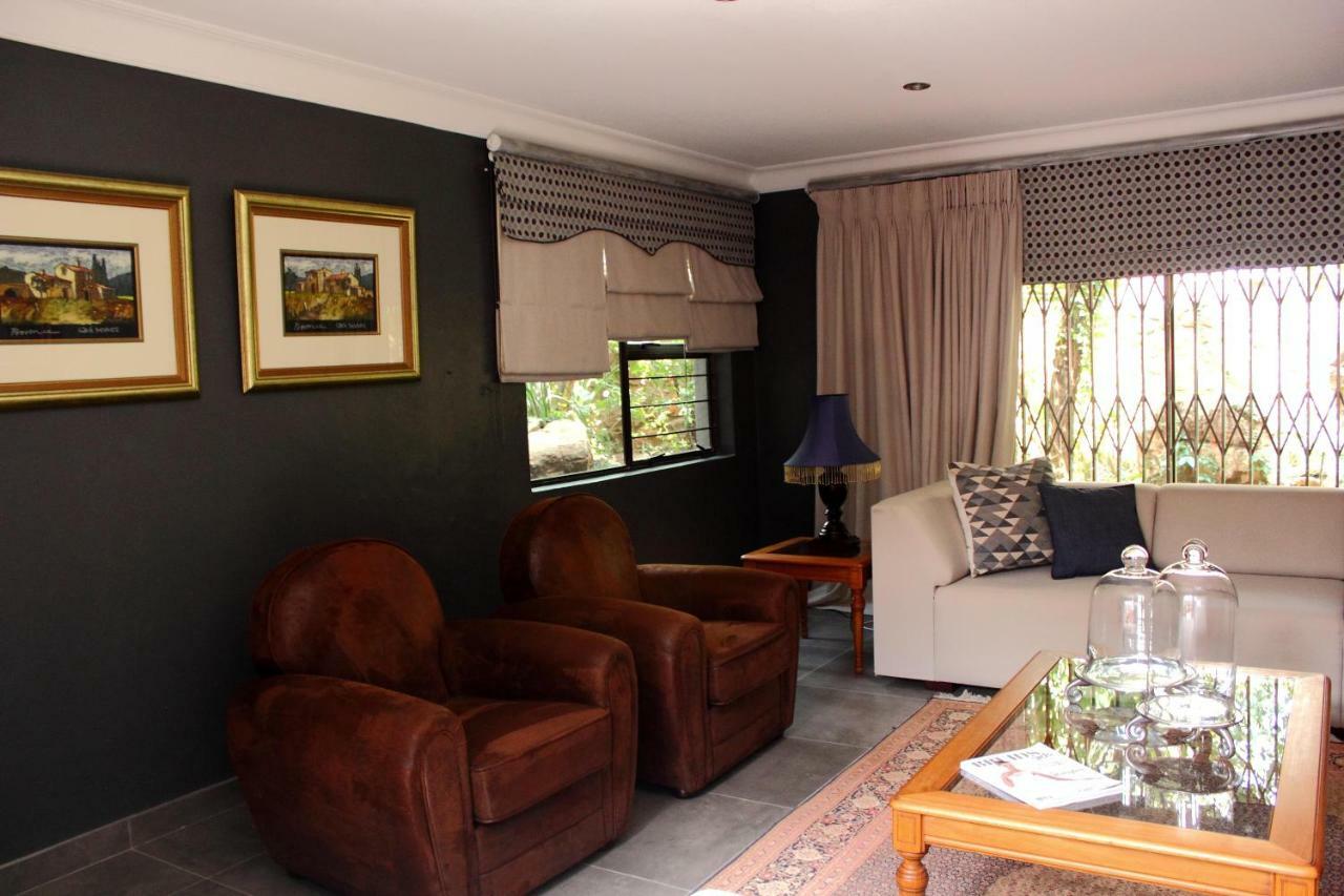 Koru Guesthouse Pretoria Bagian luar foto