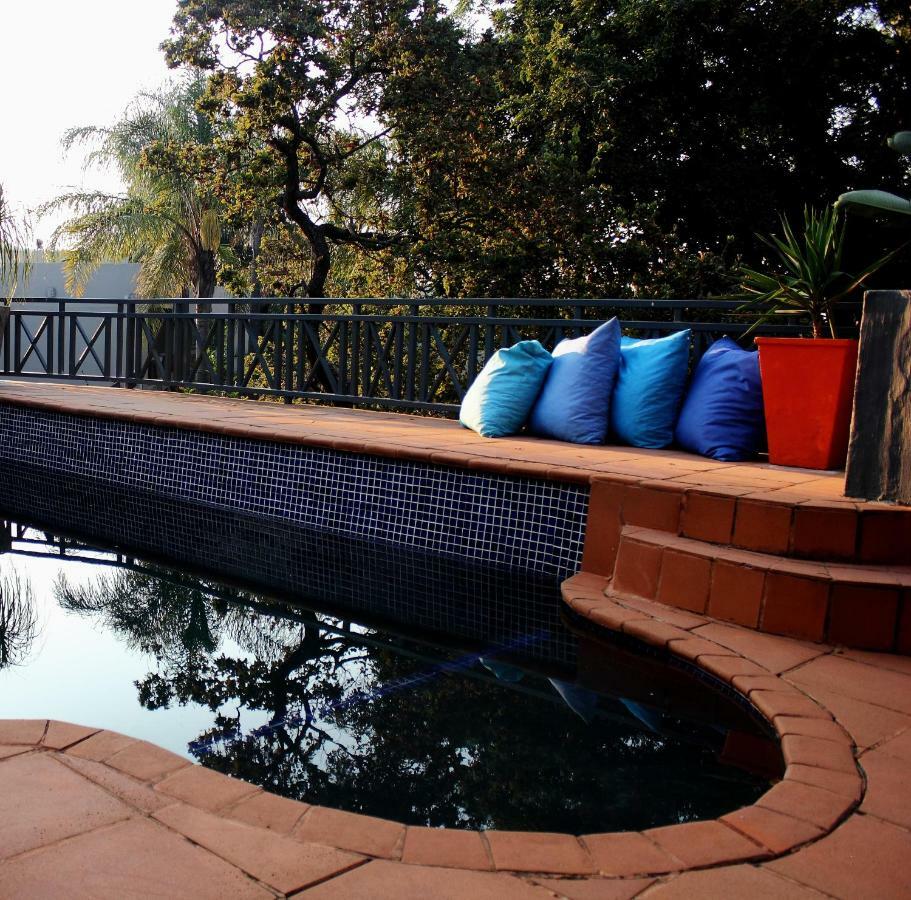 Koru Guesthouse Pretoria Bagian luar foto